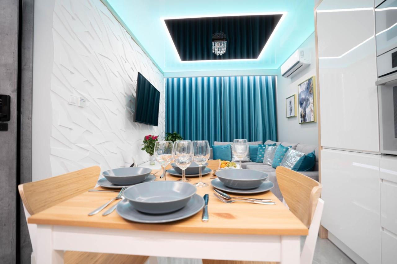 New Apartament Vip Blue Warszawa+Parking Wola Mrokowska Exterior photo