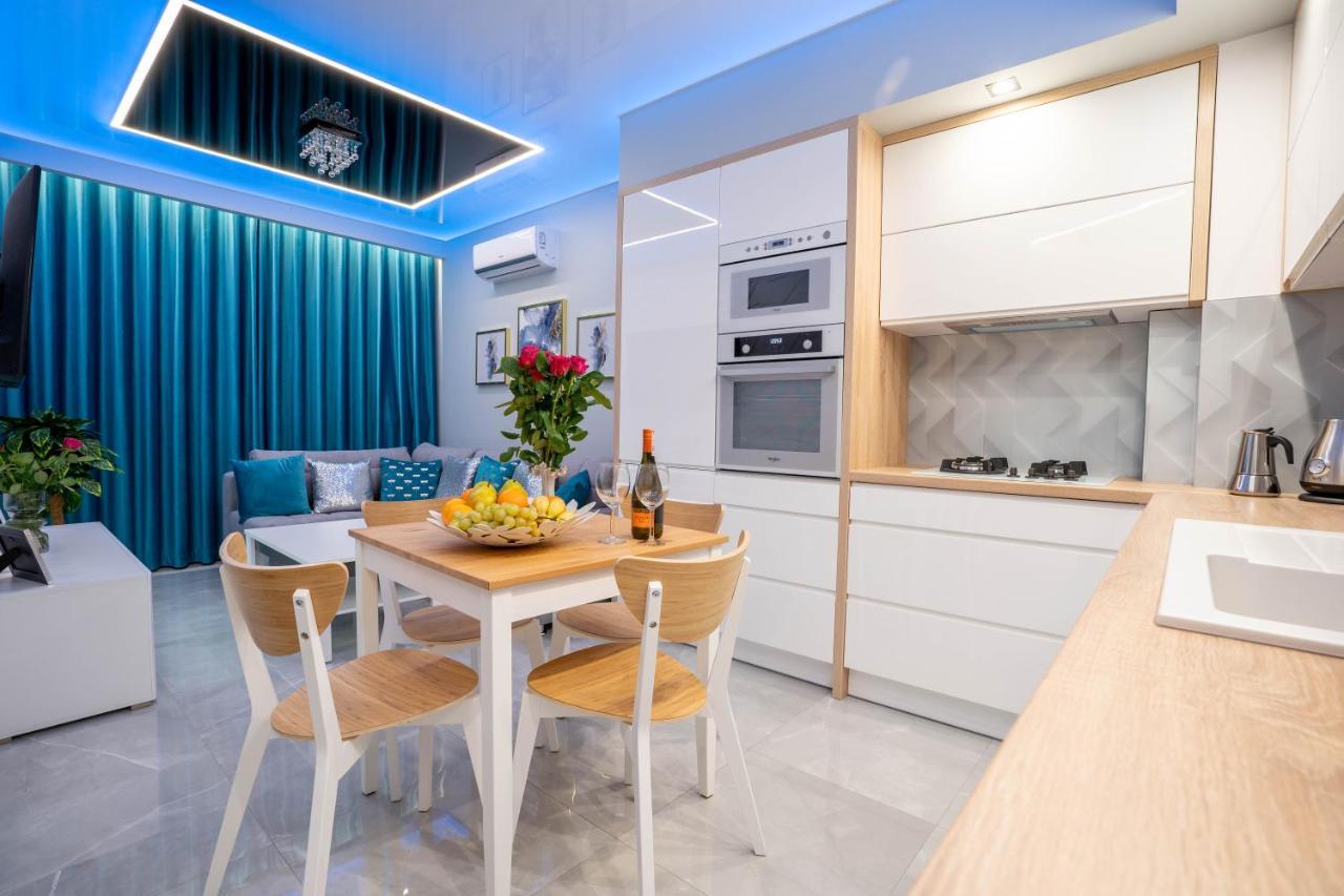 New Apartament Vip Blue Warszawa+Parking Wola Mrokowska Exterior photo